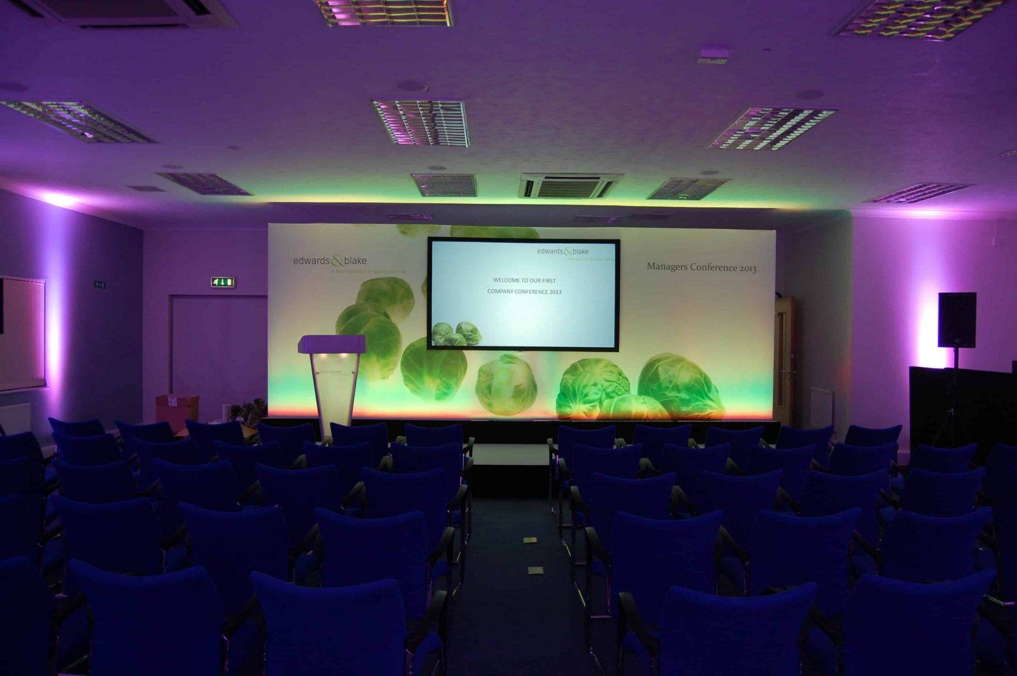 A Full Print Set with Rear Projection Uplighting and Lectern 1